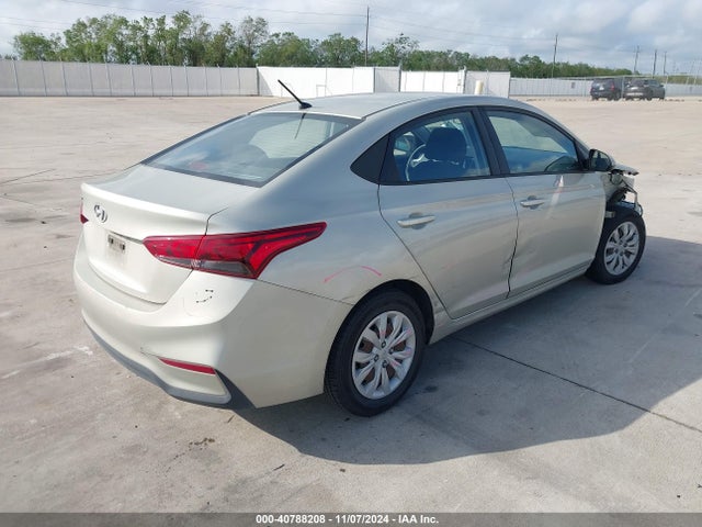 3KPC24A3XKE065231 Hyundai ACCENT SE