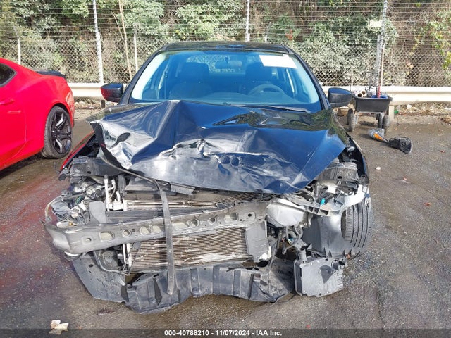 Ford FOCUS SE 2018 1FADP3F26JL301739 Image 13