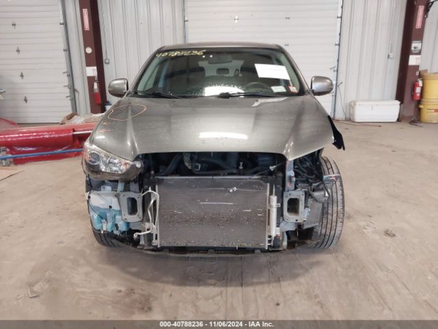JA4AR3AU0JU002882 Mitsubishi Outlander Sport 2.0 Es