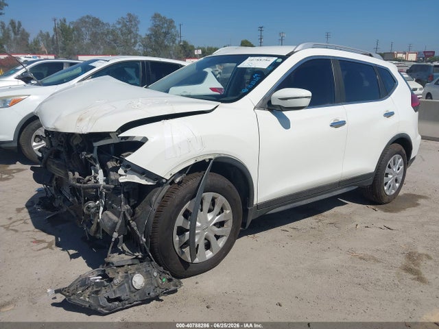 Nissan ROGUE S 2017 JN8AT2MT5HW134382 Image 2