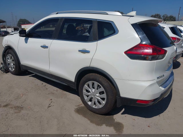 Nissan ROGUE S 2017 JN8AT2MT5HW134382 Image 3