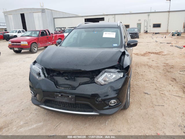 KNMAT2MTXFP563231 Nissan ROGUE SV