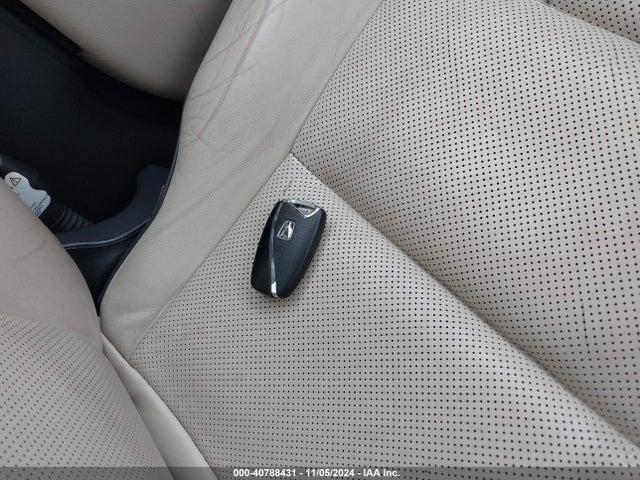 KMHGH4JH3EU085561 Hyundai Equus Ultimate