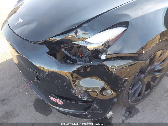 2023 TESLA MODEL Y 7SAYGDEE9PF787698 Photo 5