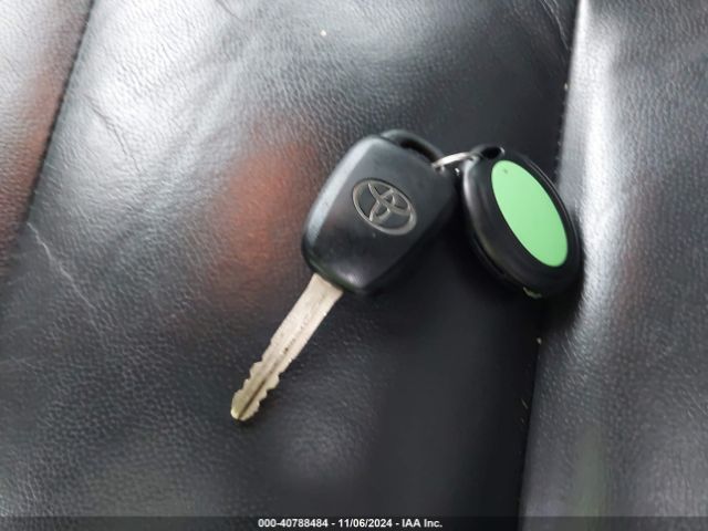 2T3ZFREV3GW296314 Toyota RAV4 LE
