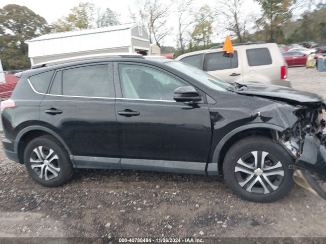 2T3ZFREV3GW296314 Toyota RAV4 LE