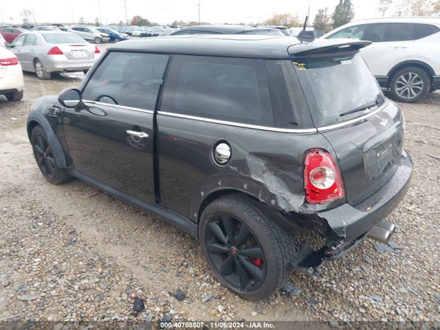 2013 MINI HARDTOP WMWSV3C51DT479596 Photo 2