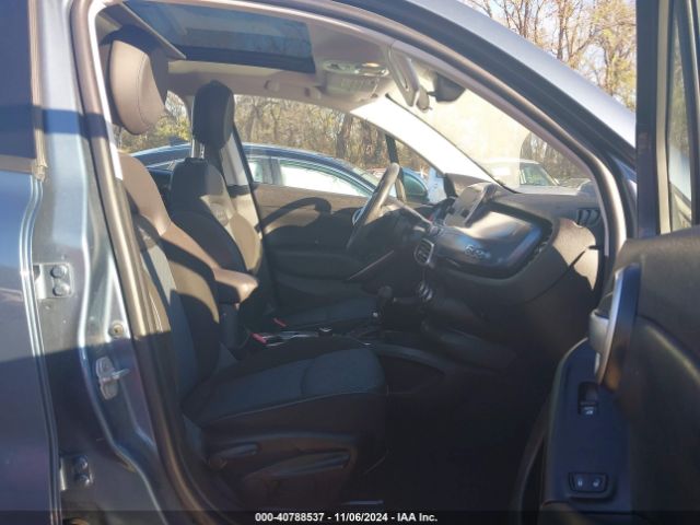 2018 FIAT 500X ZFBCFYAB8JP669039 Photo 4