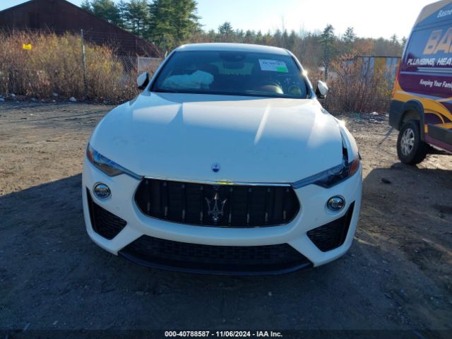 ZN661YUM0NX394700 Maserati Levante Modena