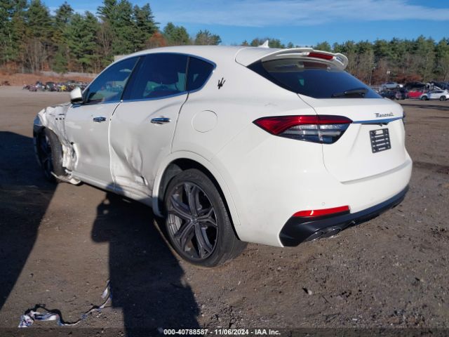 ZN661YUM0NX394700 Maserati Levante Modena
