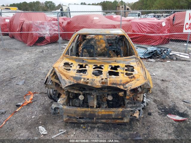 4T1BF1FK8GU121217 Toyota CAMRY SE
