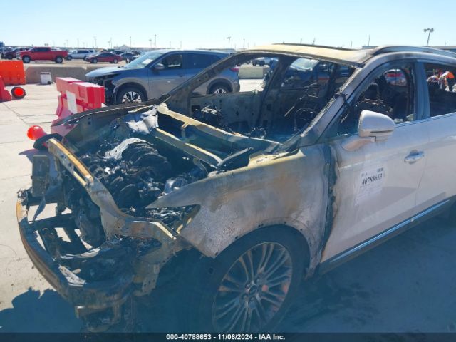 2LMTJ6LR5GBL52684 Lincoln Mkx Reserve