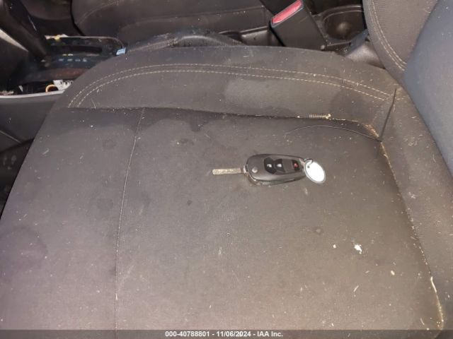 3GNCJKSB2KL335875 Chevrolet TRAX LS