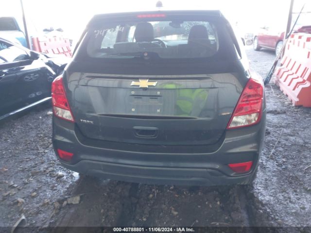 3GNCJKSB2KL335875 Chevrolet TRAX LS