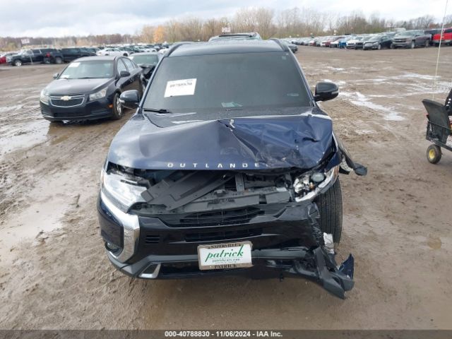 JA4AZ3A35KZ025912 Mitsubishi Outlander Le