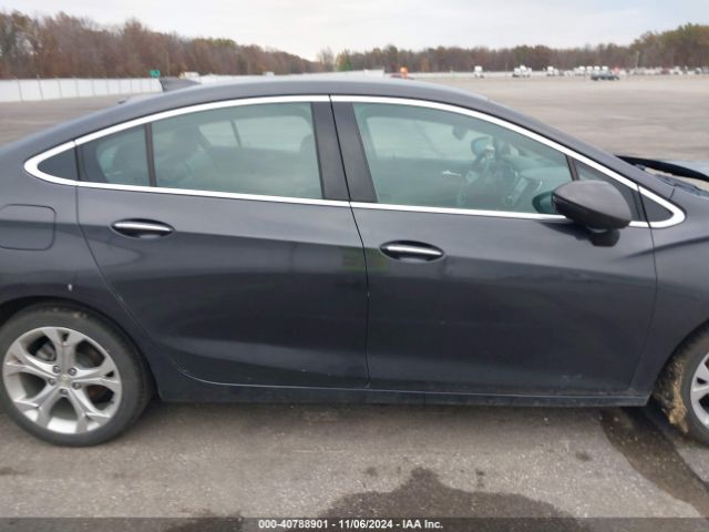 1G1BF5SM2H7248735 Chevrolet Cruze Premier Auto