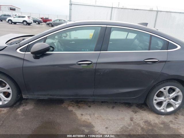 1G1BF5SM2H7248735 Chevrolet Cruze Premier Auto