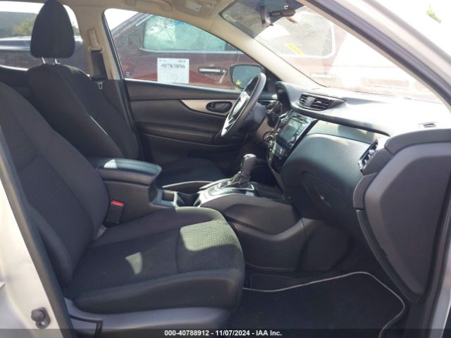 JN1BJ1CPXKW215781 Nissan Rogue Sport S