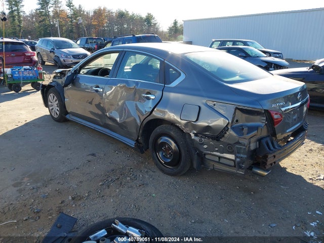 Nissan Altima 2.5 S 2018 1N4AL3AP3JC171694 Image 3