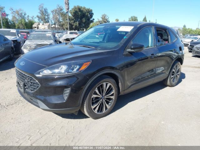 1FMCU0G67NUA27719 Ford ESCAPE SE