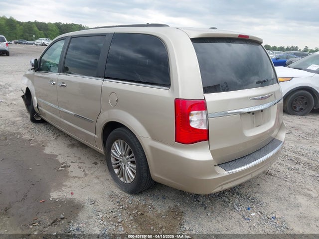 2C4RC1CG1GR174351 Chrysler Town & Country Touring-l Anniversary Edition