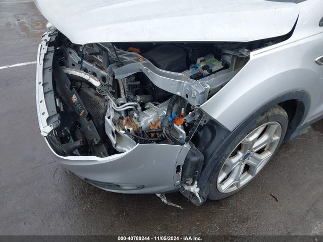 Ford Escape Titanium 2018 1FMCU0J99JUA68978 Image 17
