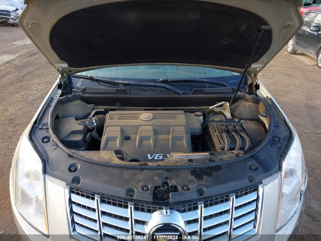 3GYFNBE31FS610124 Cadillac Srx Luxury Collection