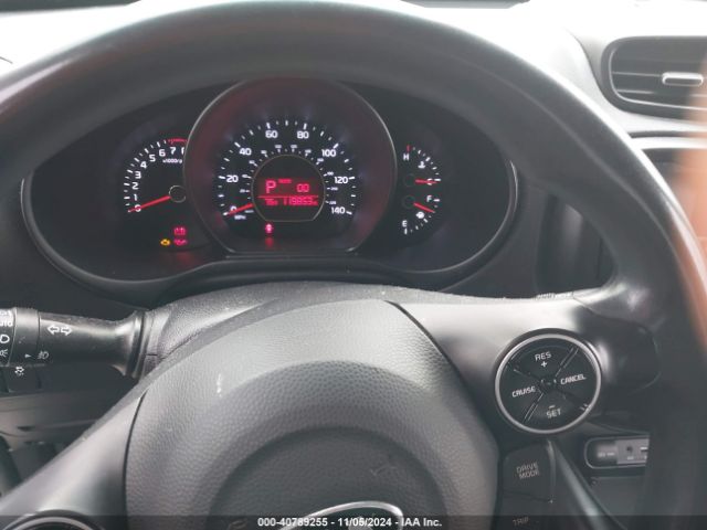 KNDJP3A56J7537539 KIA SOUL +