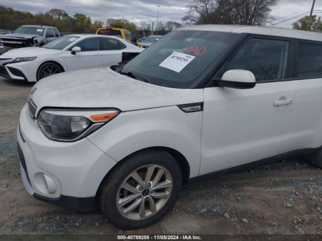KNDJP3A56J7537539 KIA SOUL +