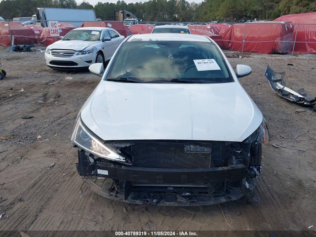 Hyundai ELANTRA SE 2019 5NPD74LF6KH438502 Image 12