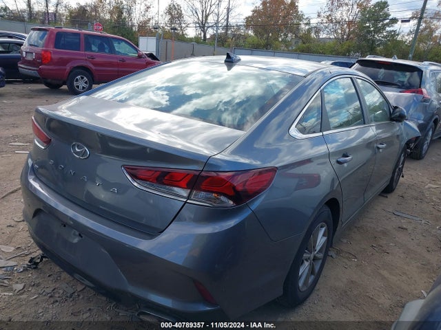 Hyundai SONATA SE 2018 5NPE24AF1JH629748 Image 4