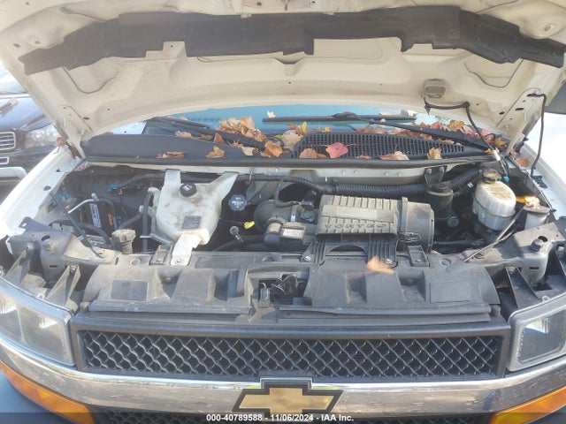 1GAZGPFG7J1328133 Chevrolet Express 3500 Lt
