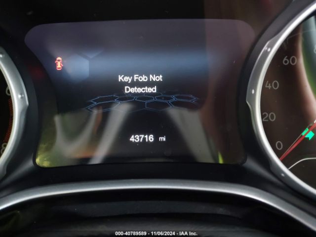 3C4NJCBB2KT685725 Jeep Compass Latitude Fwd
