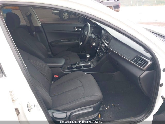KIA Optima Lx 2016 KNAGT4L38G5103583 Image 5