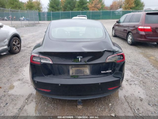 5YJ3E1EB0KF236621 Tesla Model 3 Long Range/performance