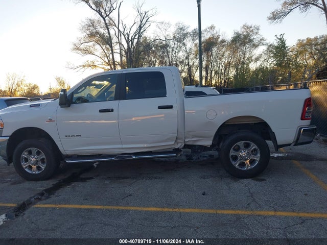 3C6UR5DL8RG244794 RAM 2500 Big Horn  4x4 6'4 Box