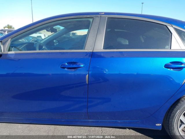 3KPF24AD5ME386084 KIA Forte Lxs