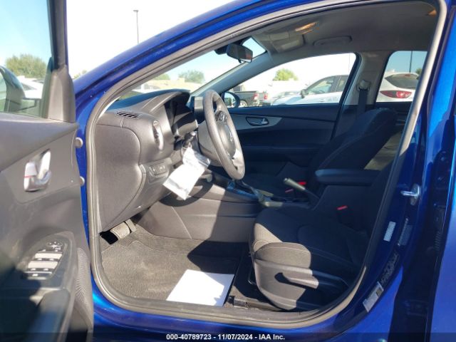 3KPF24AD5ME386084 KIA Forte Lxs