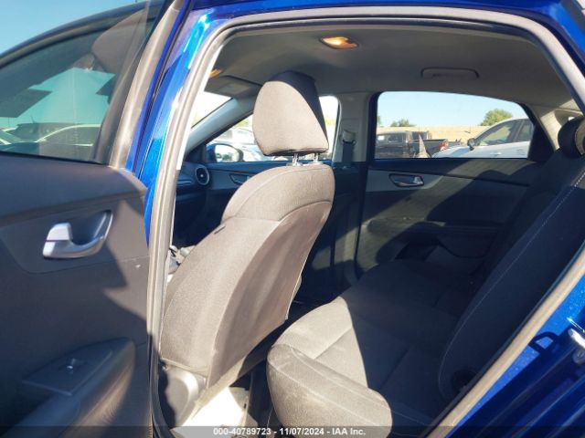 3KPF24AD5ME386084 KIA Forte Lxs