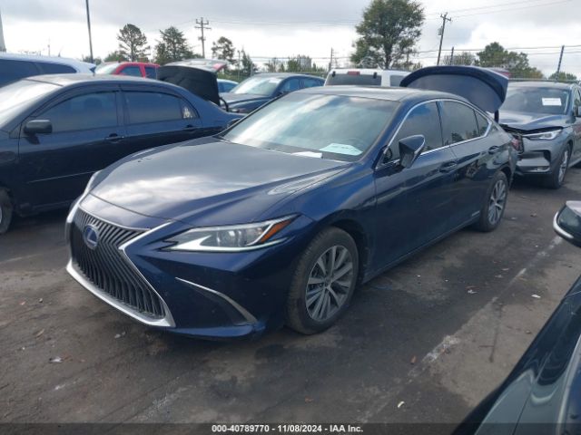 58ACA1C10MU010129 Lexus ES 300H