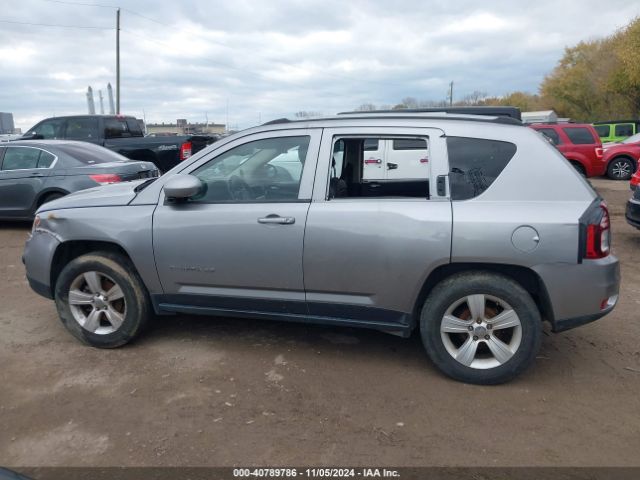 1C4NJDEB5GD663121 Jeep Compass Latitude