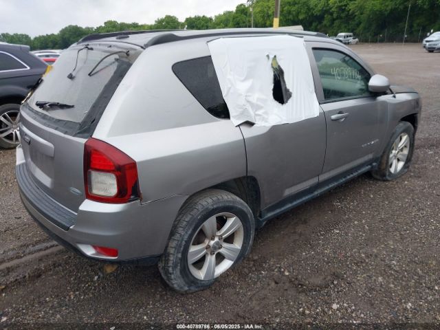 1C4NJDEB5GD663121 Jeep Compass Latitude