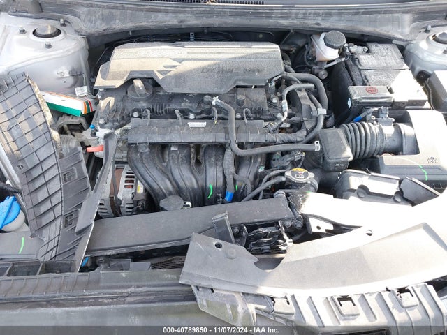 5NPLL4AGXMH023804 Hyundai ELANTRA SE