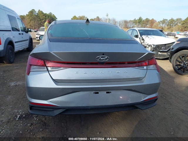 5NPLL4AGXMH023804 Hyundai ELANTRA SE