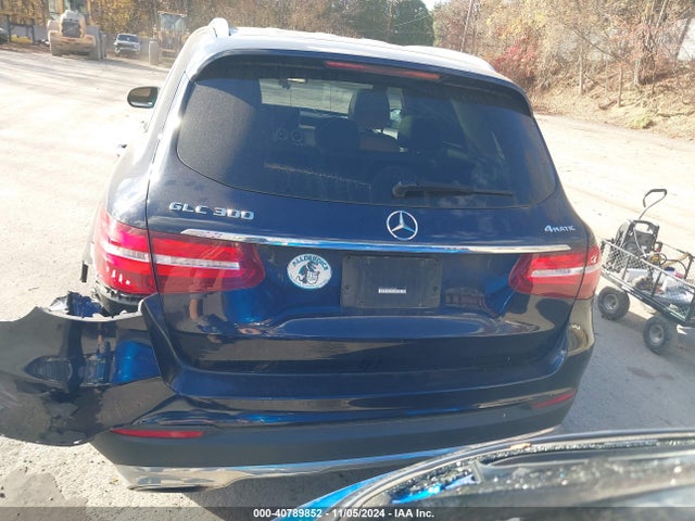 WDC0G4KB1JV082384 Mercedes-Benz Glc 300 4matic