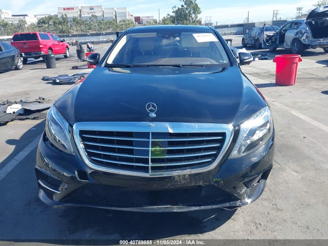 WDDUG8CB5FA147349 Mercedes-Benz S 550