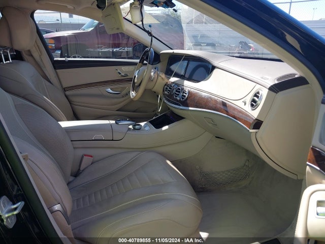 WDDUG8CB5FA147349 Mercedes-Benz S 550
