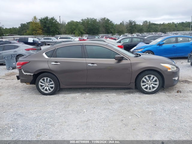 Nissan Altima 2.5 S 2014 1N4AL3AP7EC318640 Image 14