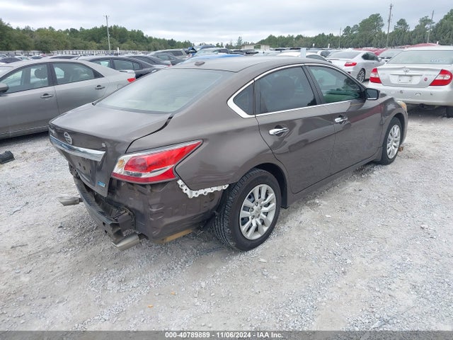 Nissan Altima 2.5 S 2014 1N4AL3AP7EC318640 Image 4