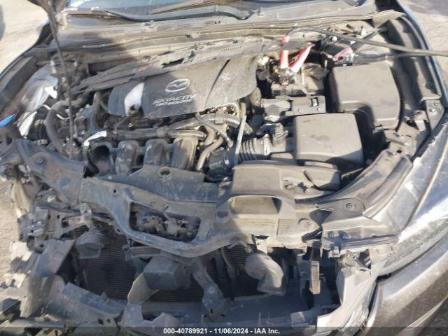 3MZBN1U77JM160704 Mazda Mazda3 Sport